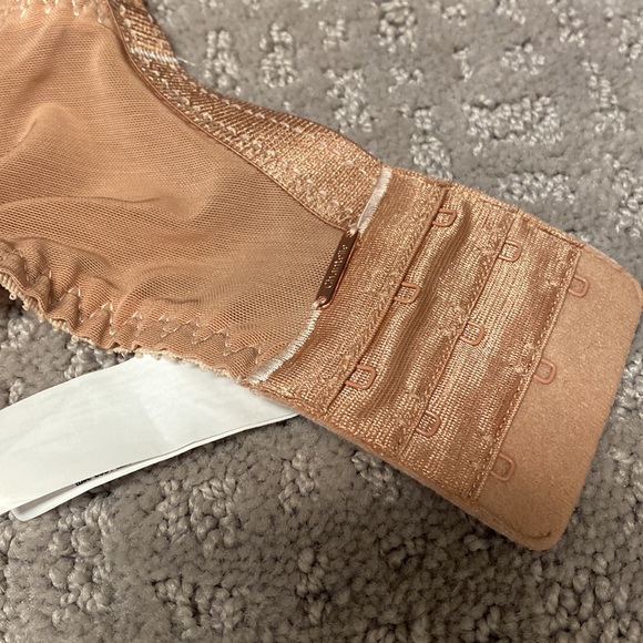 Nwot Chantelle Rive Gauche full coverage unlined bra - Picture 3 of 5